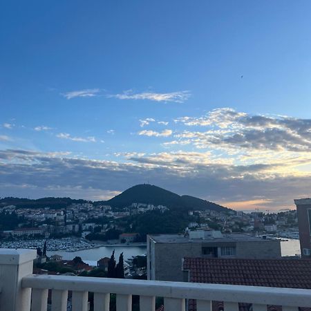 דוברובניק Apartment Violeta 2 With Parking מראה חיצוני תמונה